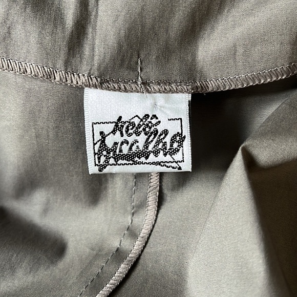 Helo Bicalho cropped trench coat - Picture 11 of 12